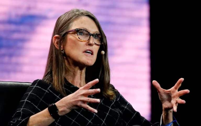 Cathie Wood Backs $300M Solana Bet on Football Club Turning Crypto Treasury